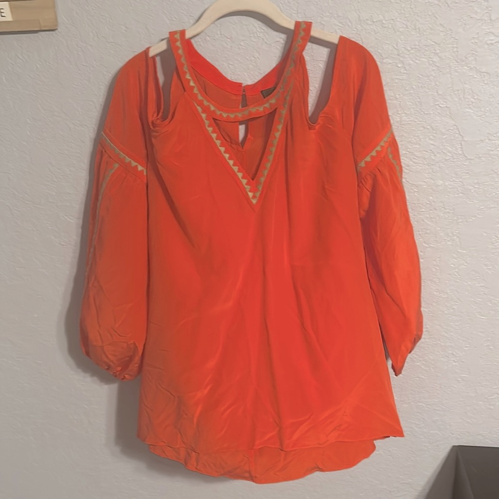 Large BCBGMaxAzria top